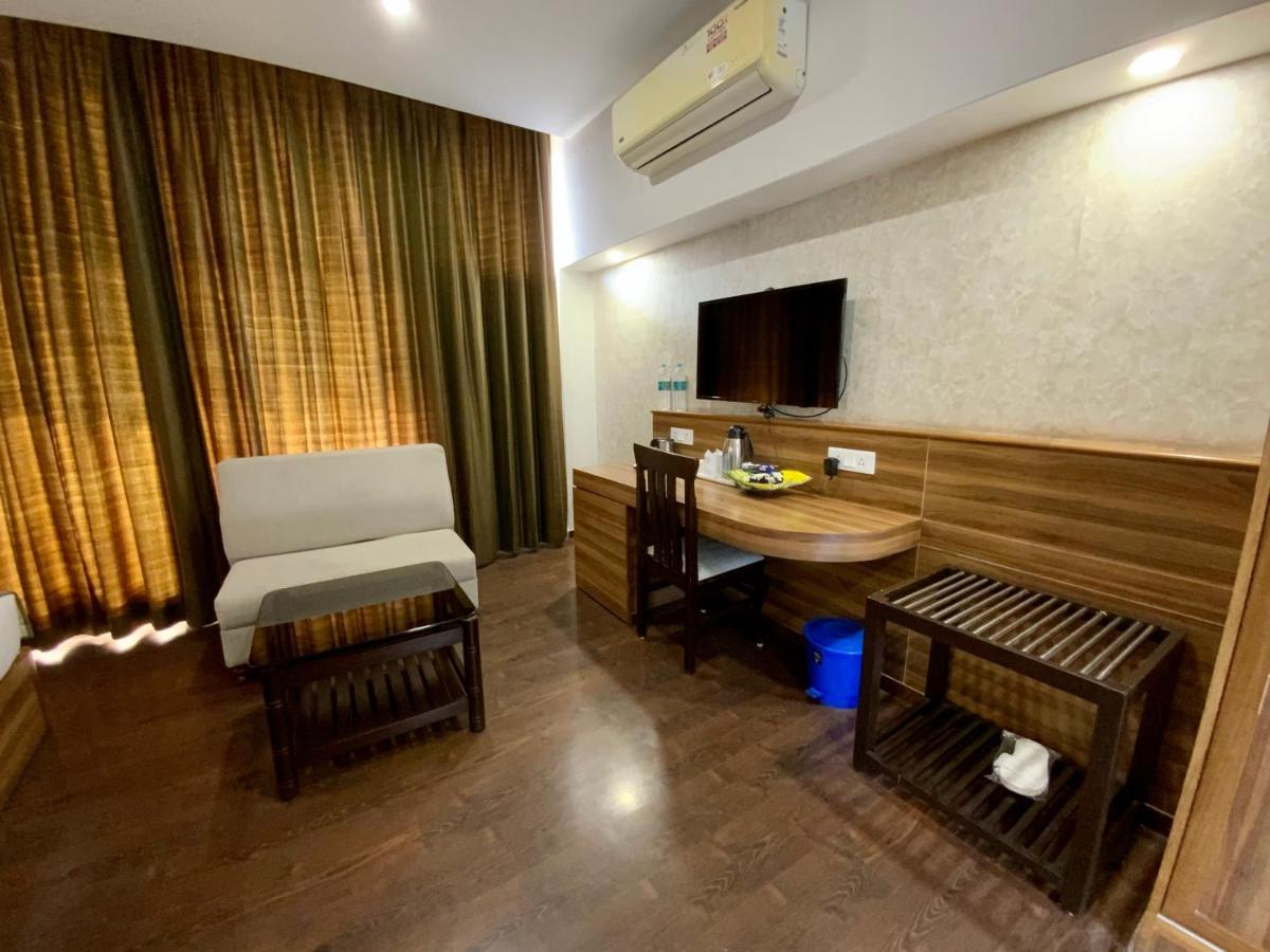 Hotel The Great Ganga Рішикеш Екстер'єр фото